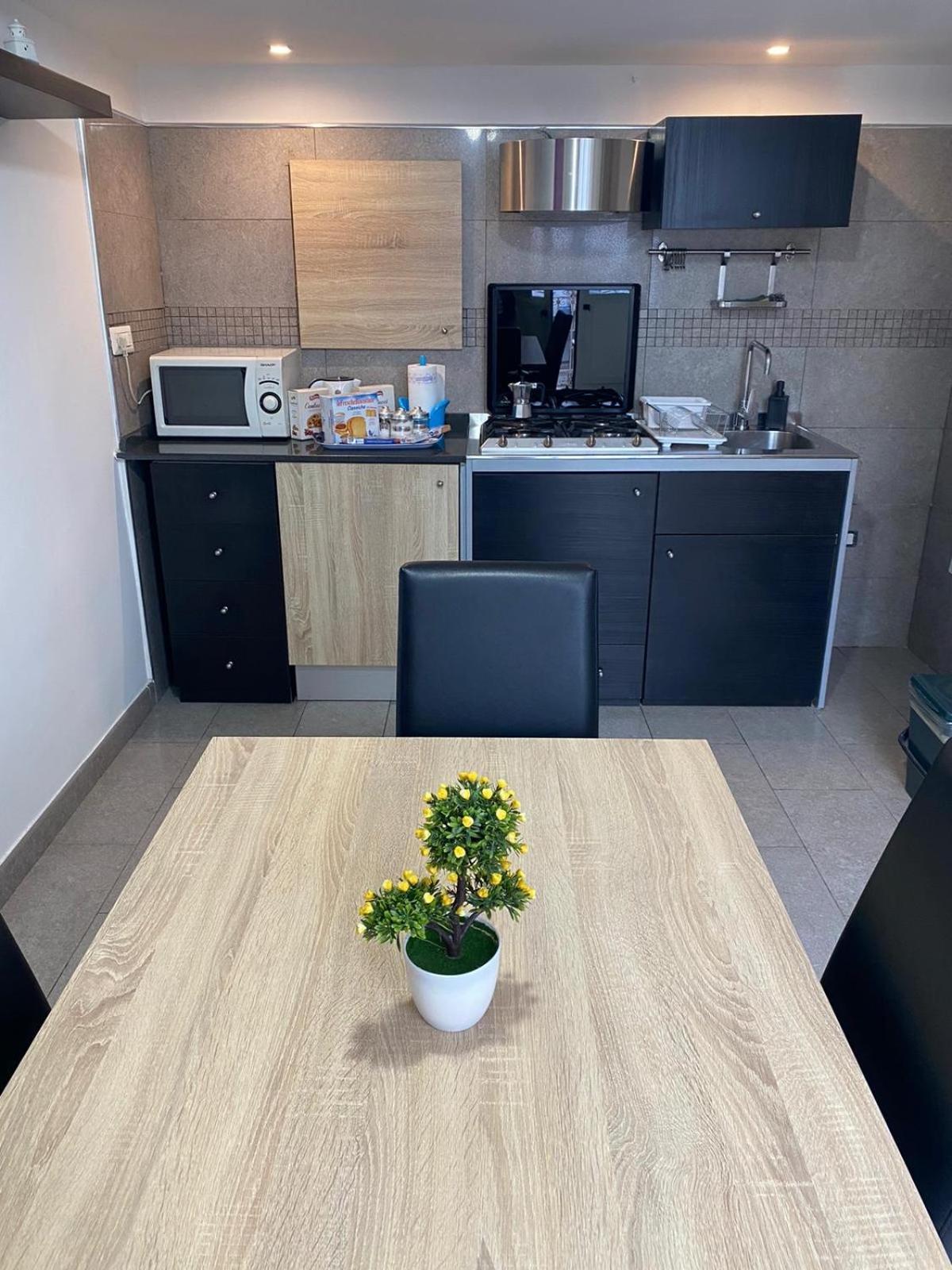 Holiday Home Napoli Station Экстерьер фото